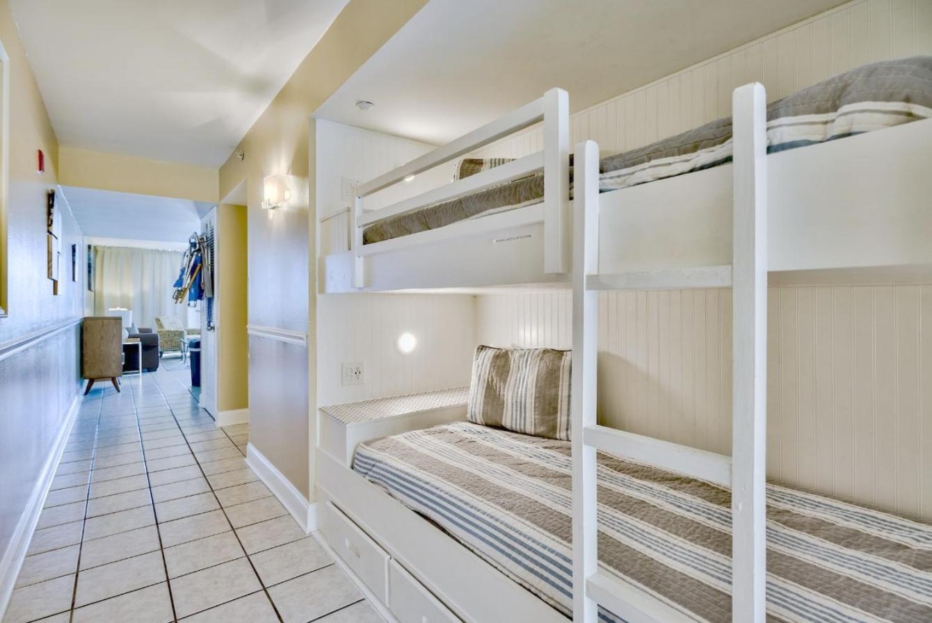 Pelican Beach Resort Condos Destin Eksteriør bilde