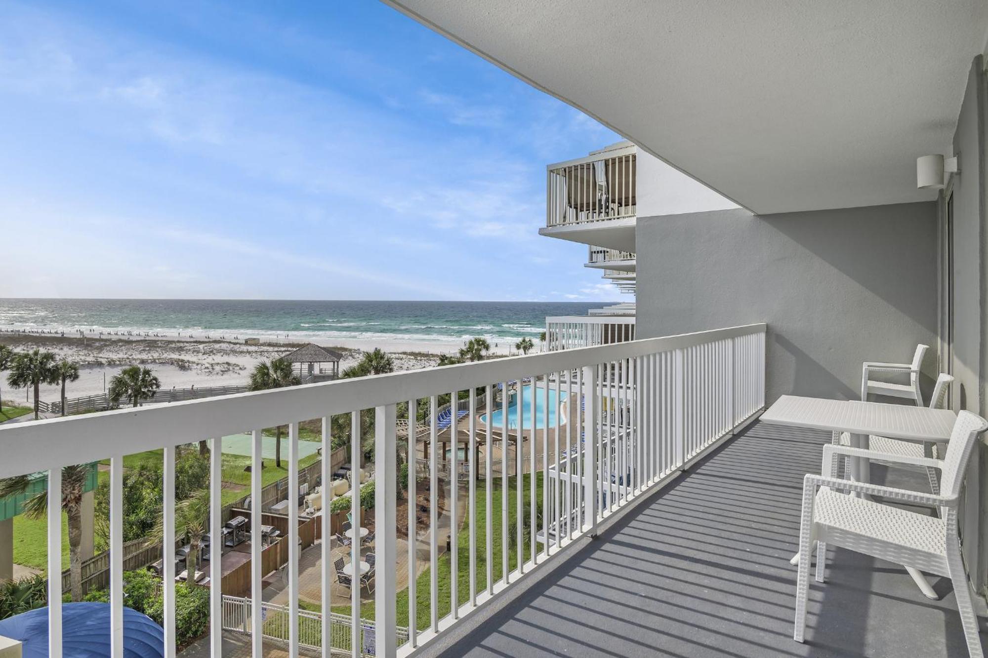 Pelican Beach Resort Condos Destin Rom bilde