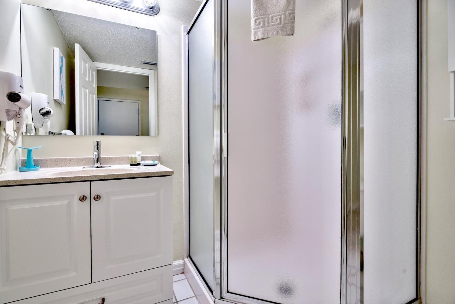 Pelican Beach Resort Condos Destin Rom bilde